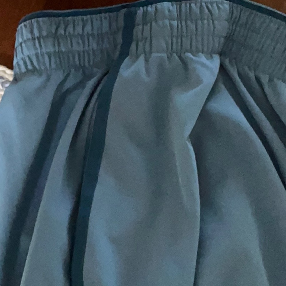 Under Armour Nylon Athletic Shorts - Picture 4 of 4